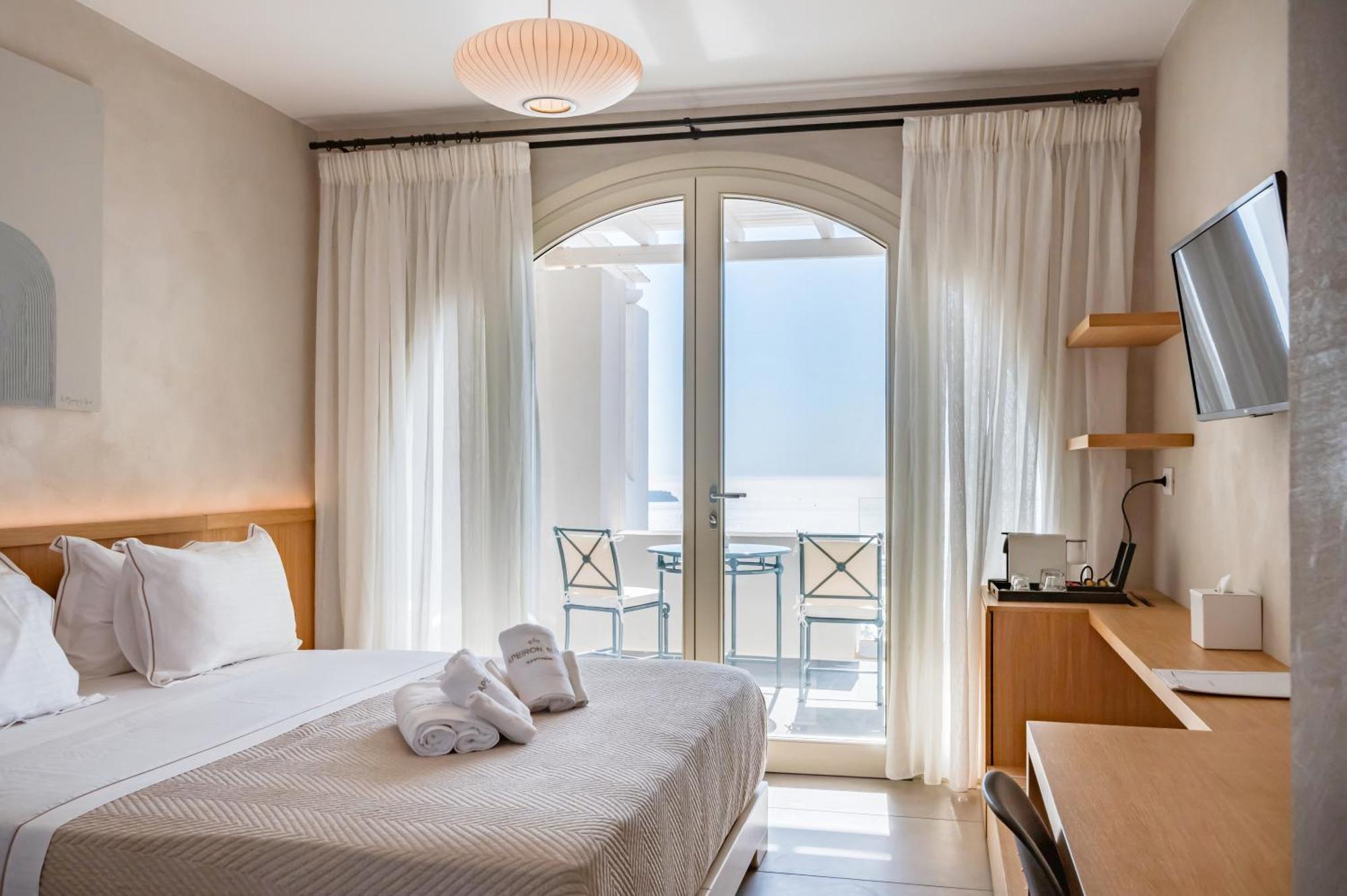 Apeiron Blue Santorini - Sustainable Adults Only 14 Plus Fíra Kültér fotó