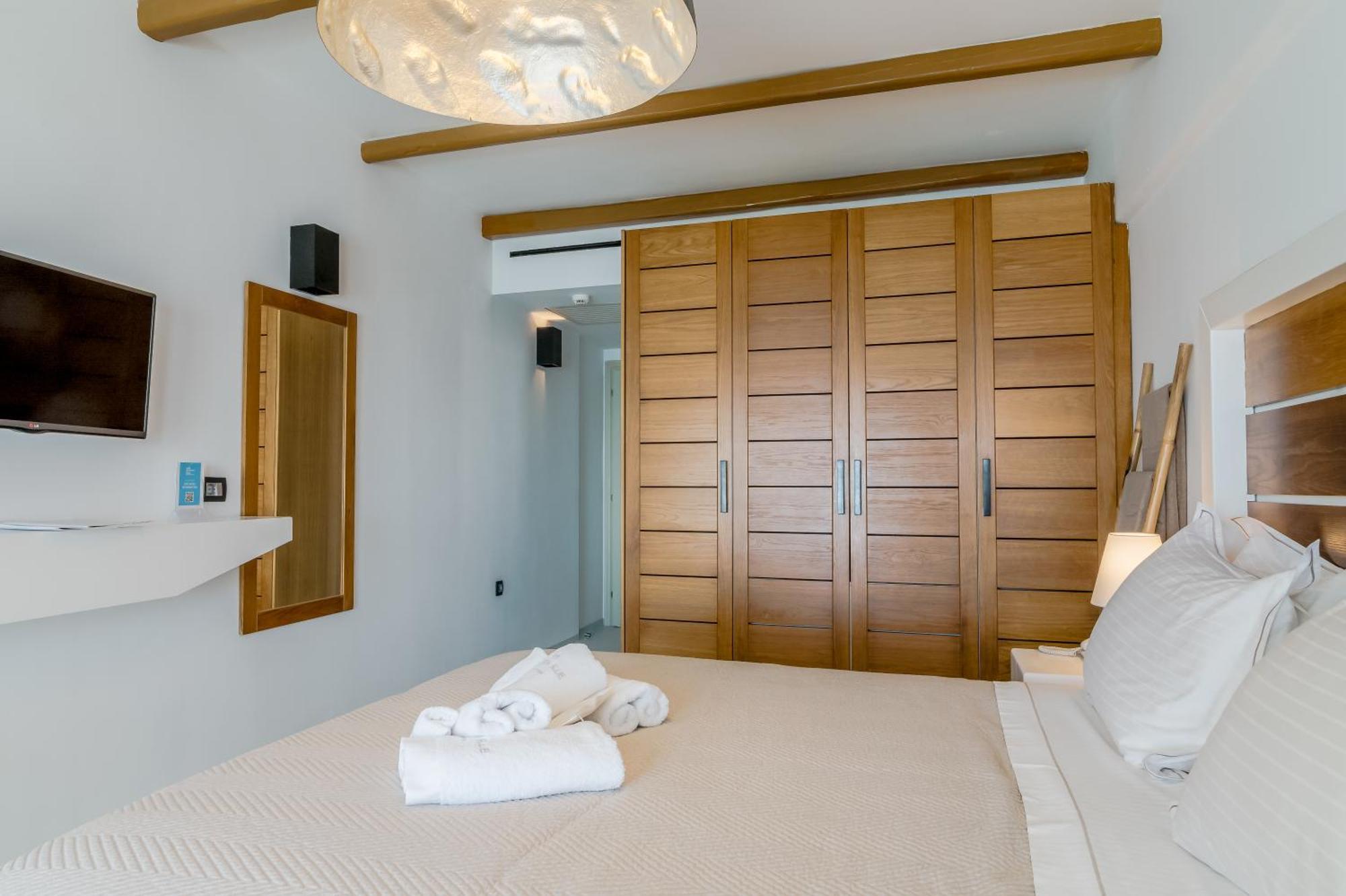 Apeiron Blue Santorini - Sustainable Adults Only 14 Plus Fíra Kültér fotó